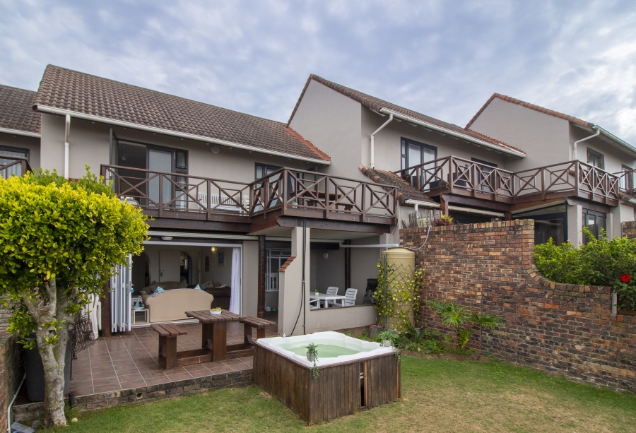 3 Bedroom Property for Sale in West Beach Eastern Cape